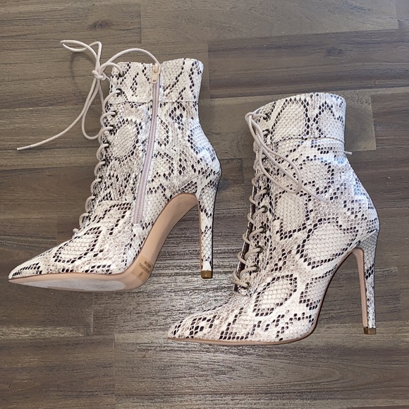 Boots - Picture 2 of 7